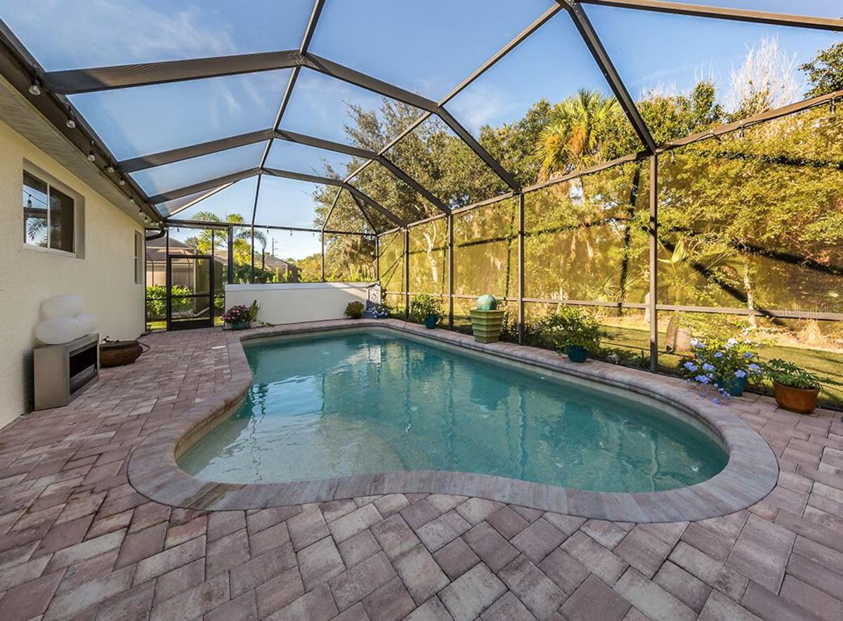 Image 11 of 47 For 11521 Dancing River Drive