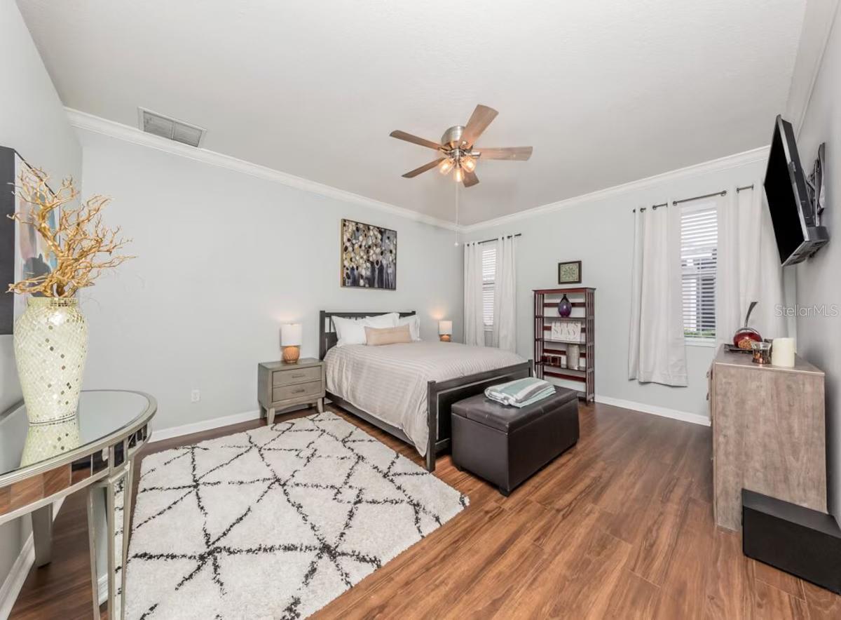 Image 12 of 47 For 11521 Dancing River Drive