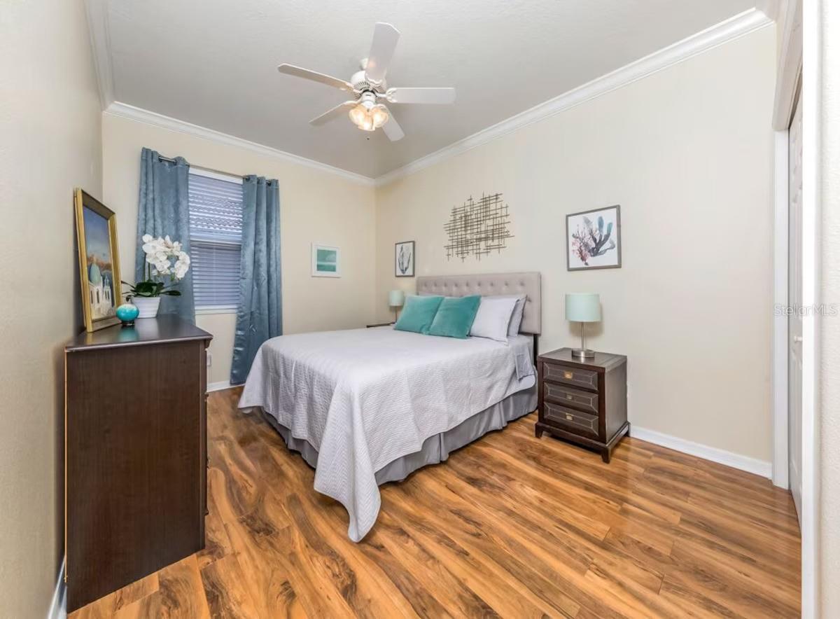Image 16 of 47 For 11521 Dancing River Drive