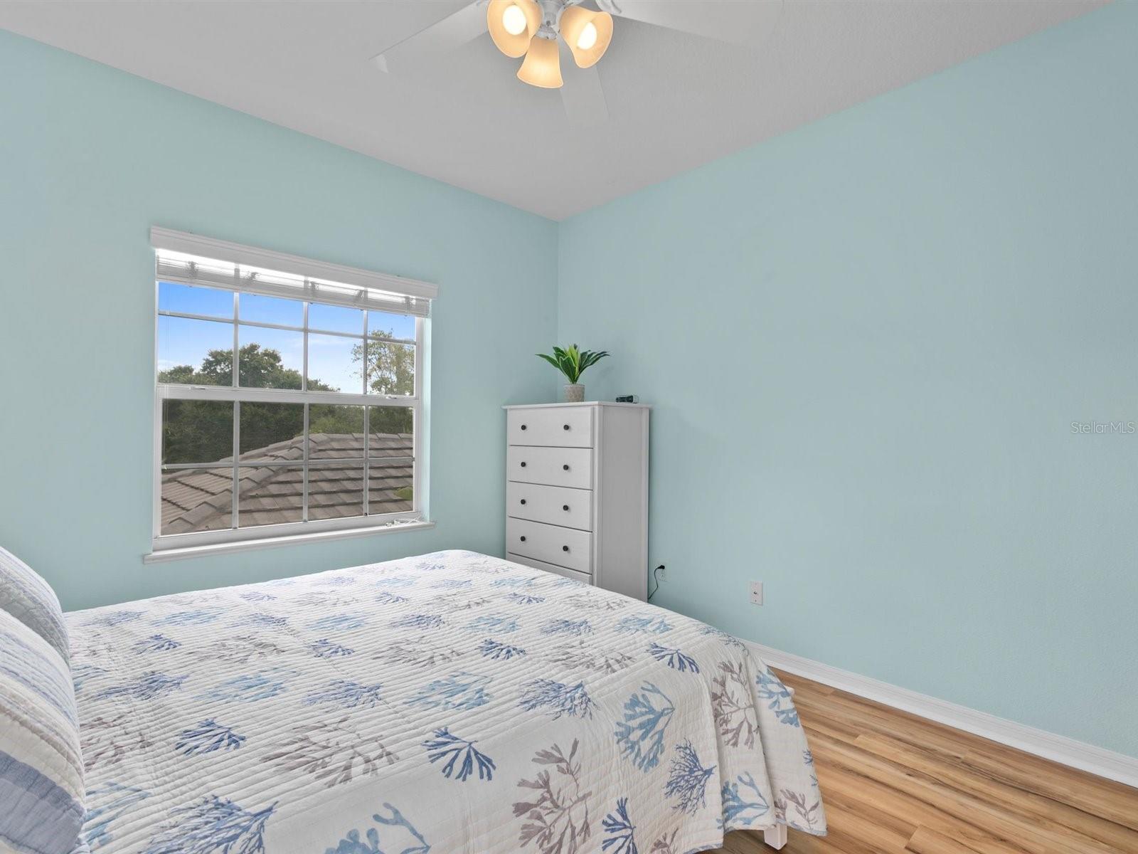 Image 24 of 36 For 904 Addington Court 204