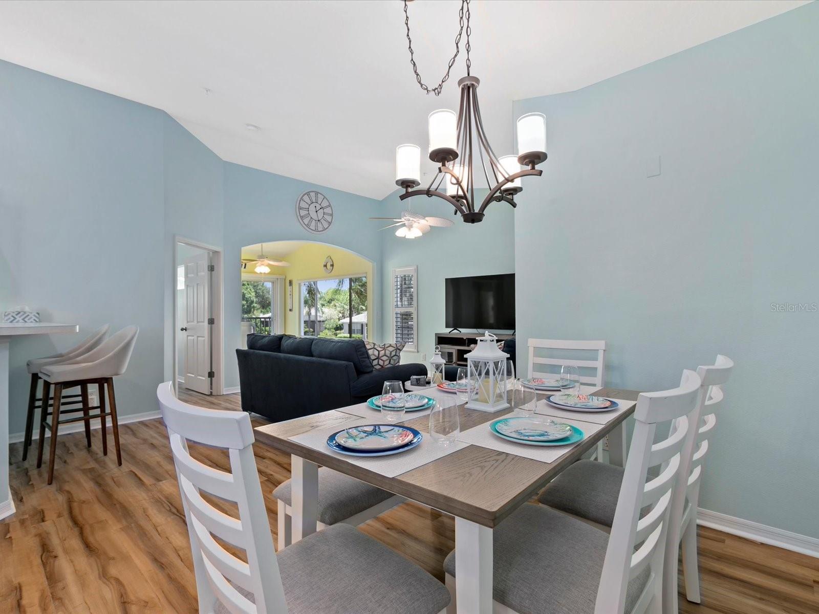 Image 3 of 36 For 904 Addington Court 204