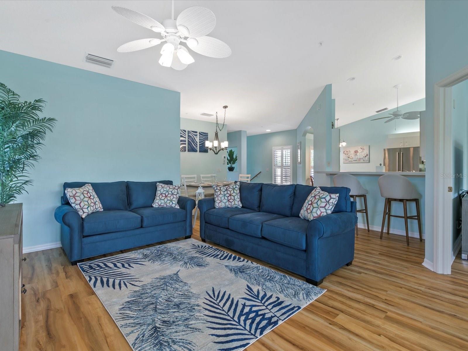 Image 7 of 36 For 904 Addington Court 204
