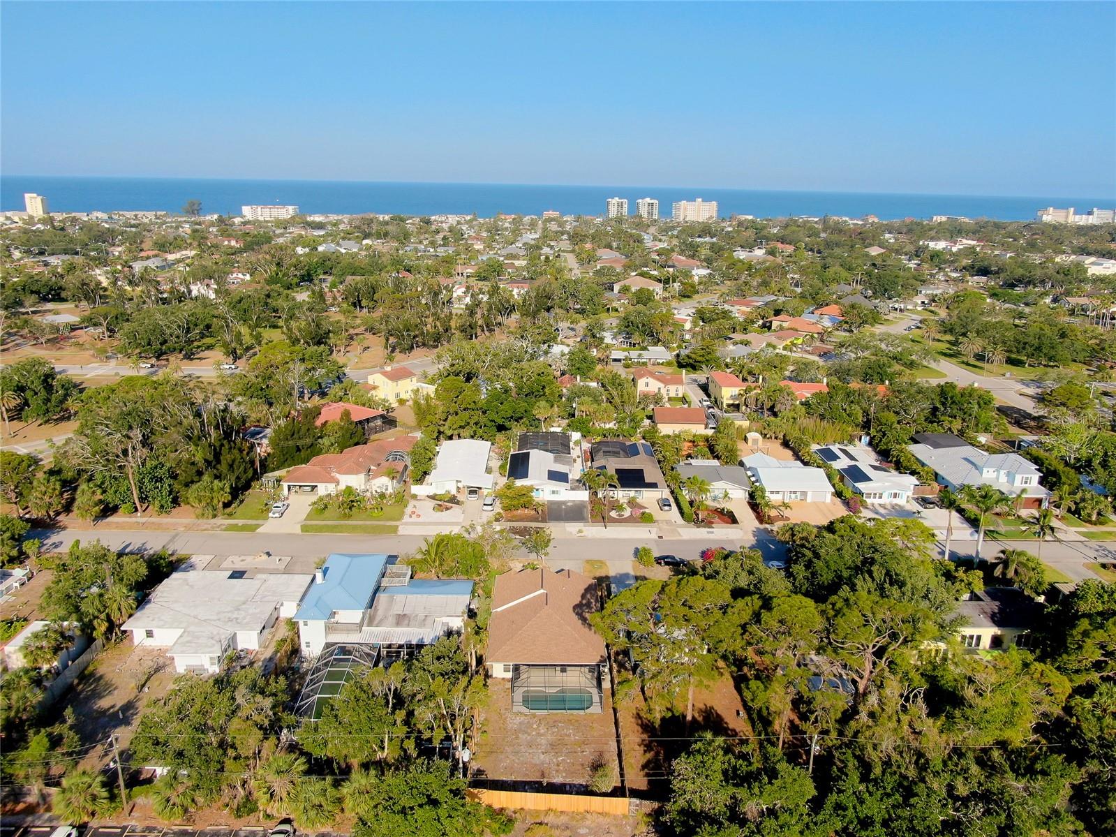 Image 3 of 95 For 429 Riviera Street
