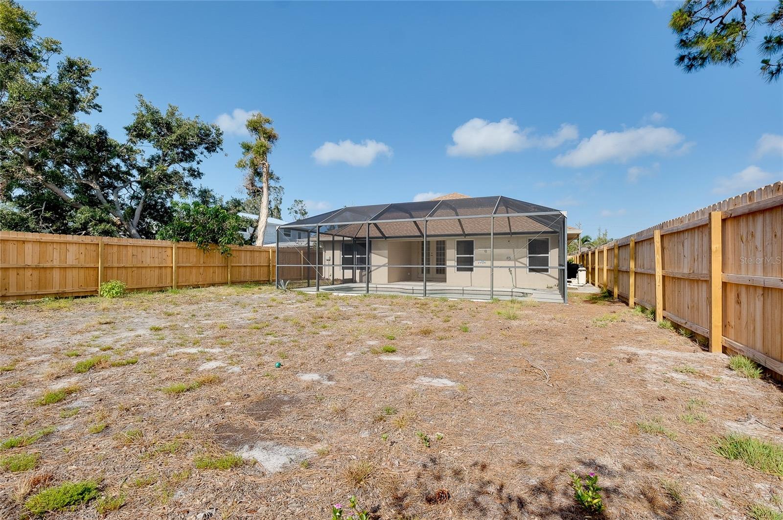 Image 60 of 95 For 429 Riviera Street