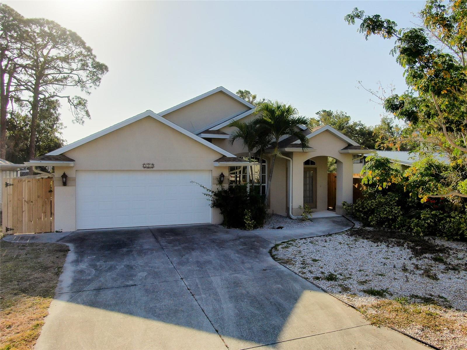 Image 68 of 95 For 429 Riviera Street