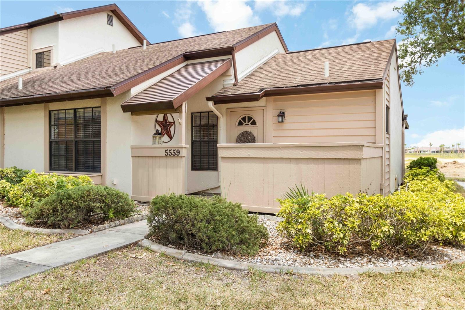 Image 6 of 57 For 5559 Brassy Loop 5559