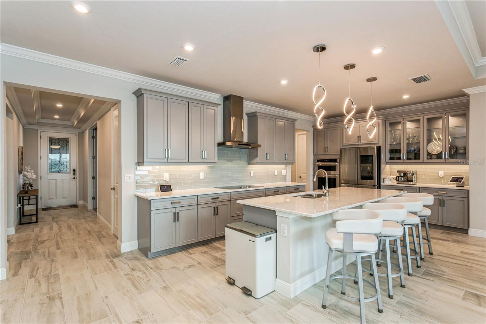 Image 21 of 82 For 20660 Ovid Lane