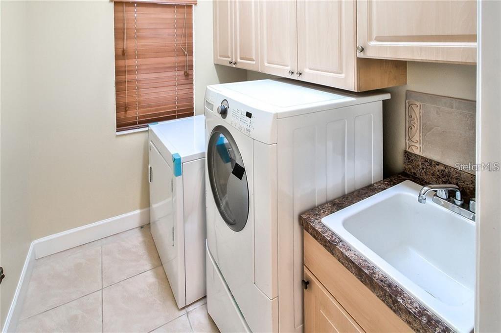 Image 10 of 13 For 1424 Cranberry Boulevard