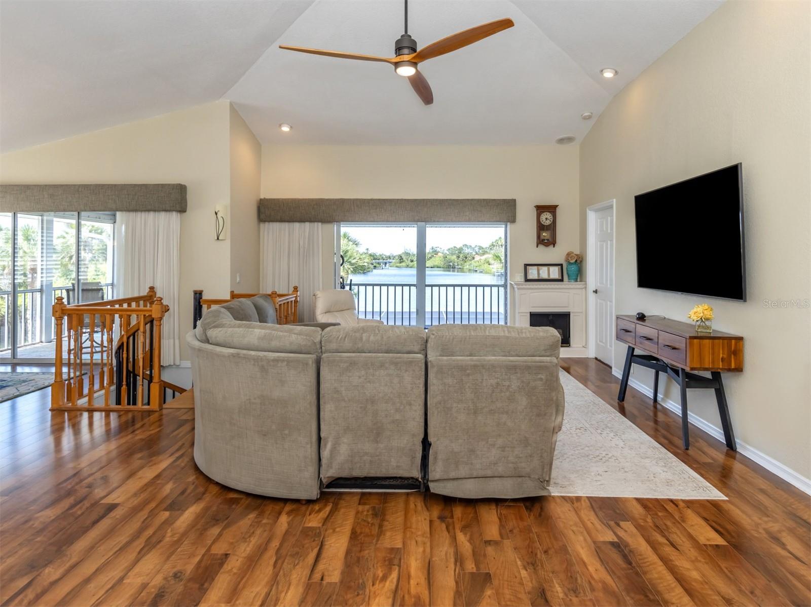 Image 10 of 74 For 13314 Prentice Avenue