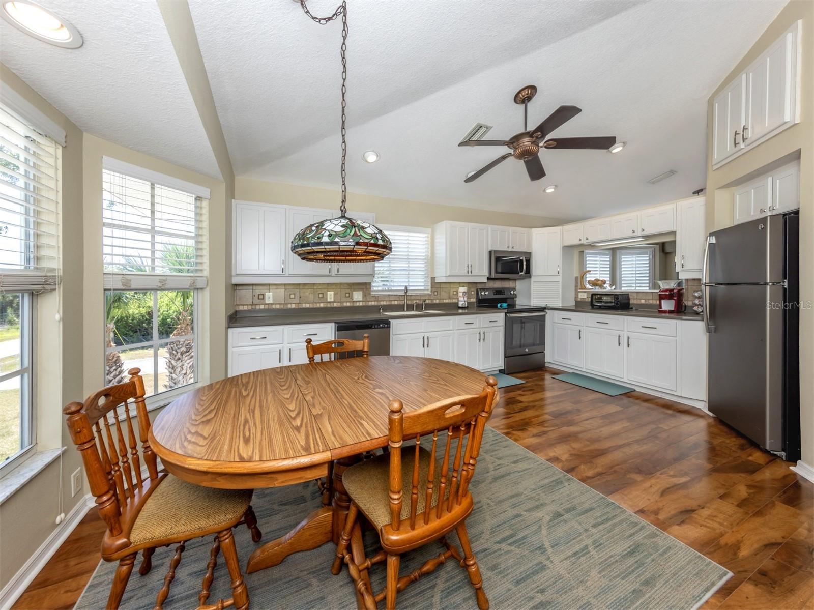 Image 15 of 74 For 13314 Prentice Avenue