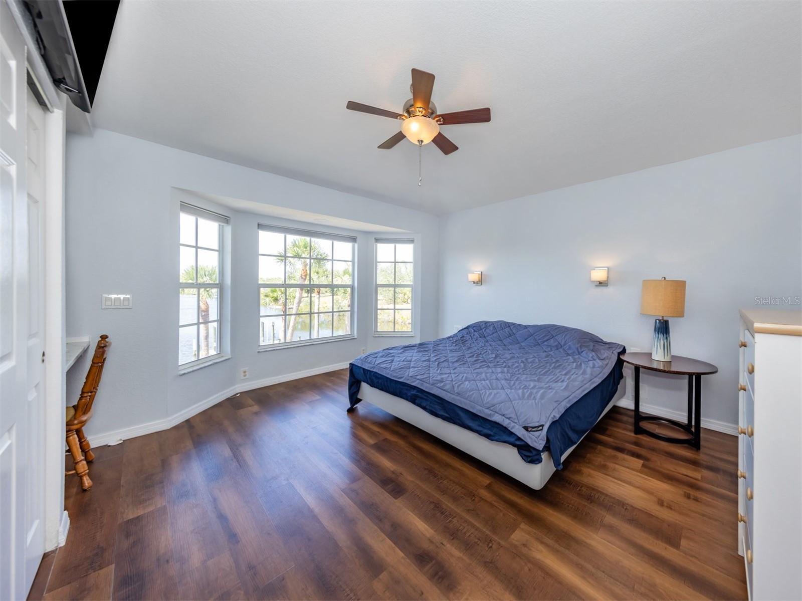 Image 18 of 74 For 13314 Prentice Avenue