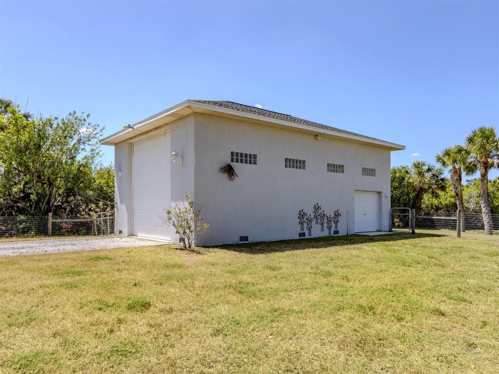 Image 39 of 74 For 13314 Prentice Avenue