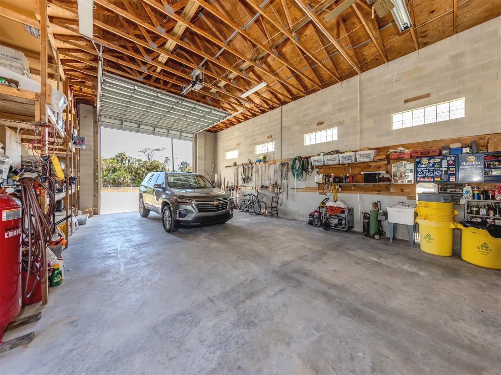 Image 41 of 74 For 13314 Prentice Avenue