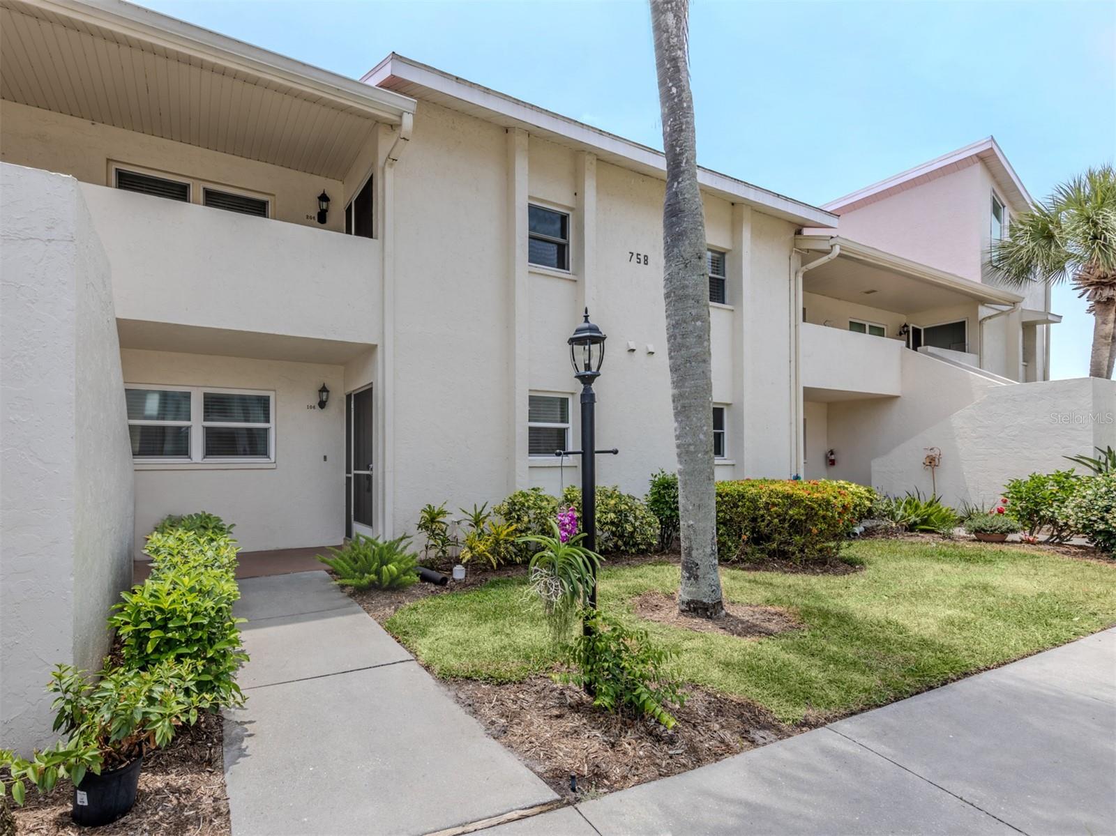 Details for 758 Village Circle 106, VENICE, FL 34292