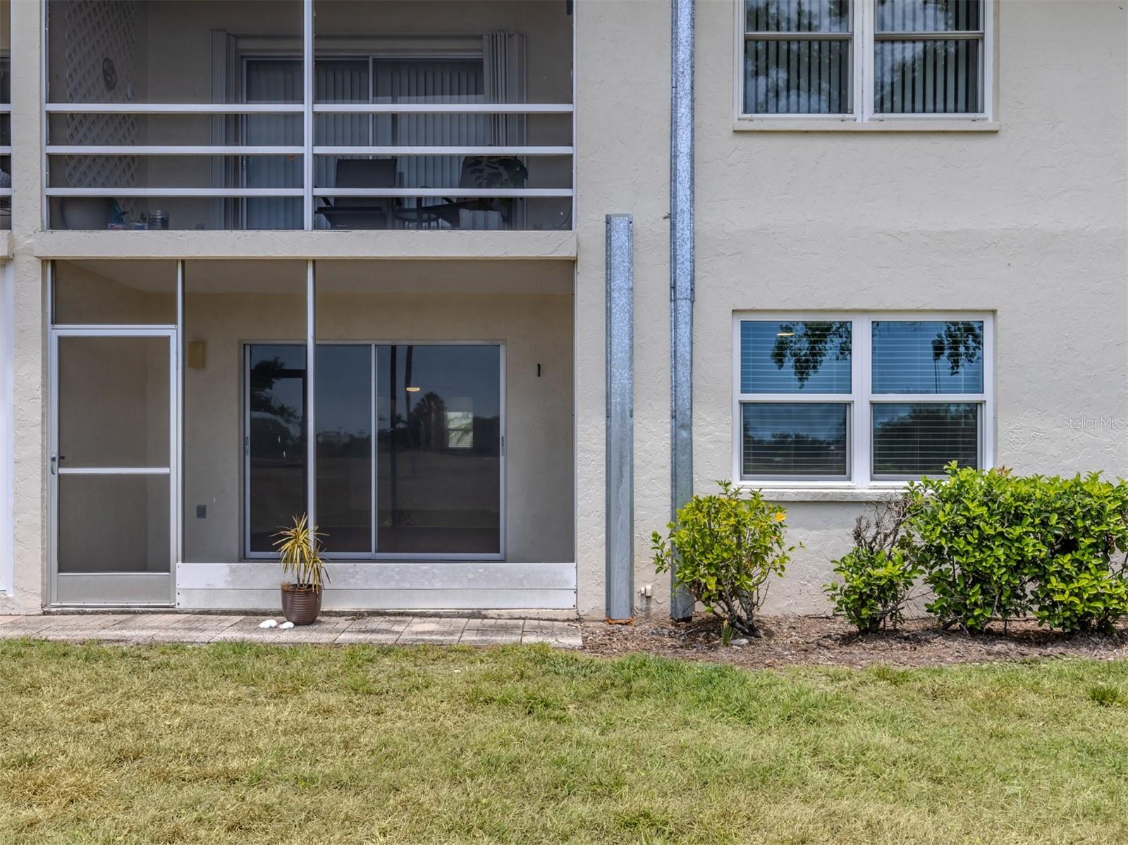 Image 30 of 60 For 758 Village Circle 106