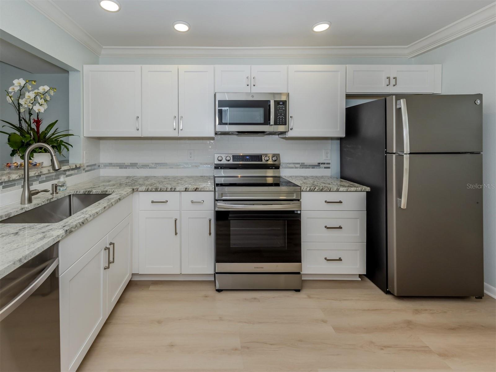 Image 7 of 60 For 758 Village Circle 106