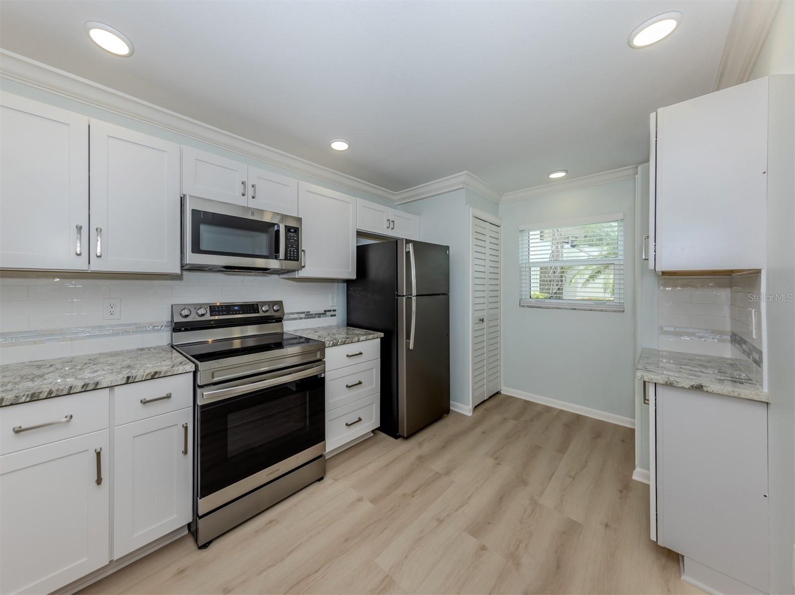 Image 8 of 60 For 758 Village Circle 106