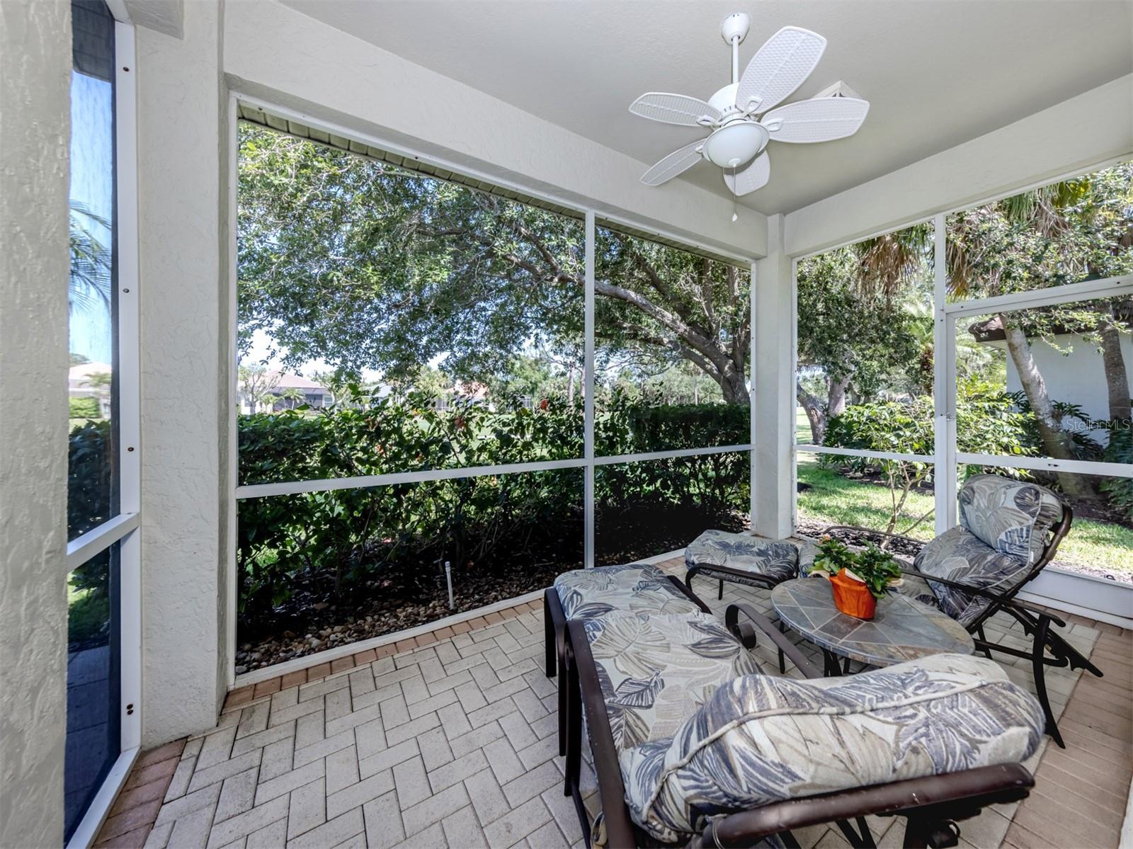 Image 10 of 70 For 396 Lansbrook Drive