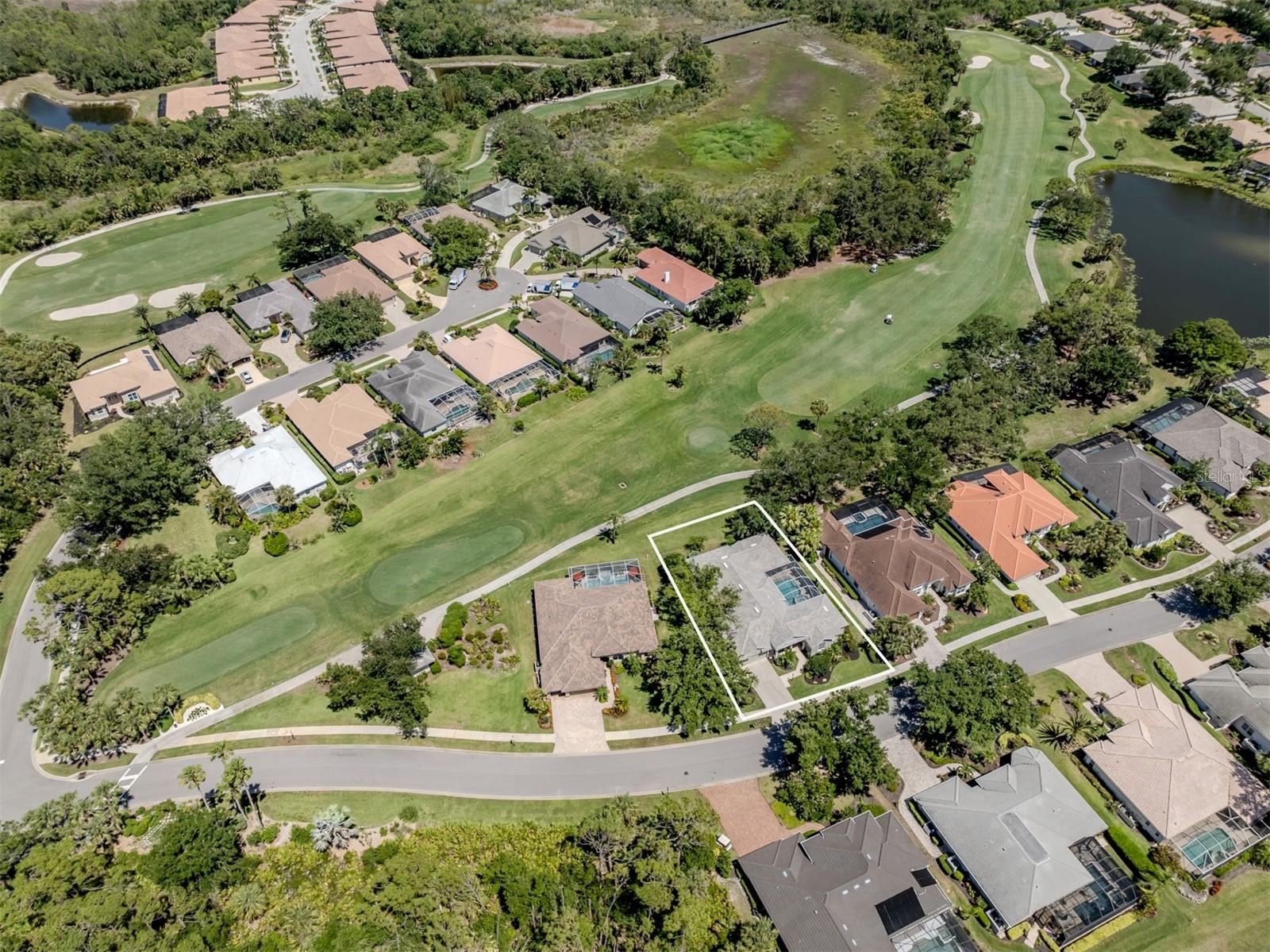 Image 2 of 70 For 396 Lansbrook Drive