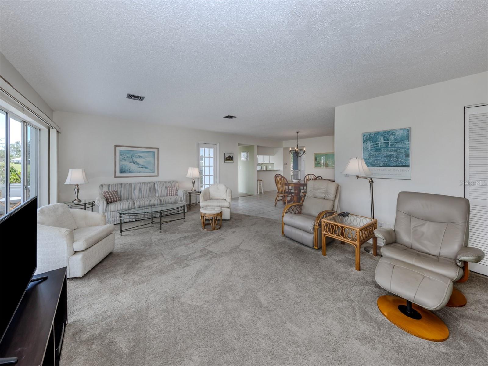 Image 10 of 85 For 232 Cerromar Way 38