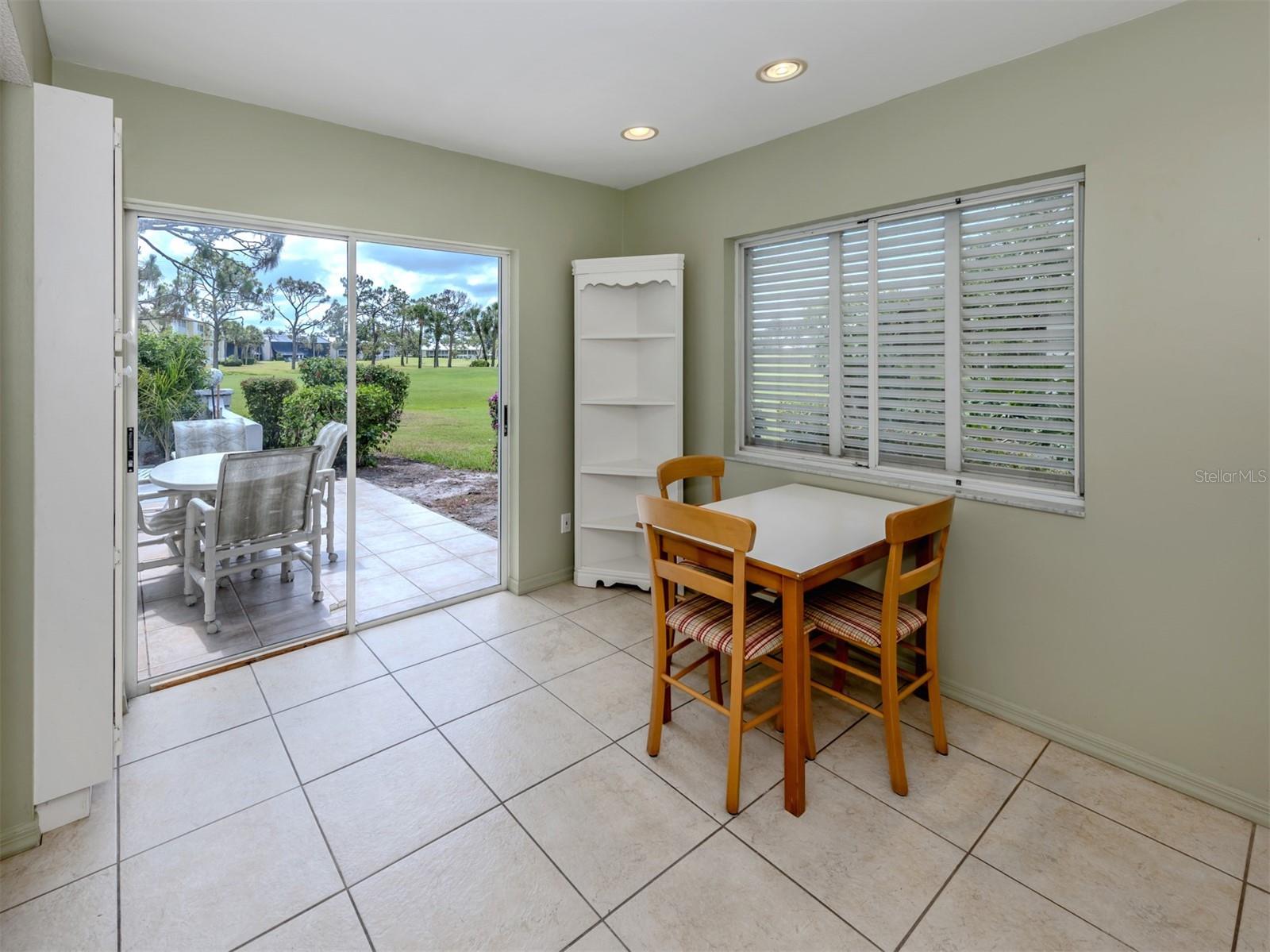 Image 18 of 85 For 232 Cerromar Way 38