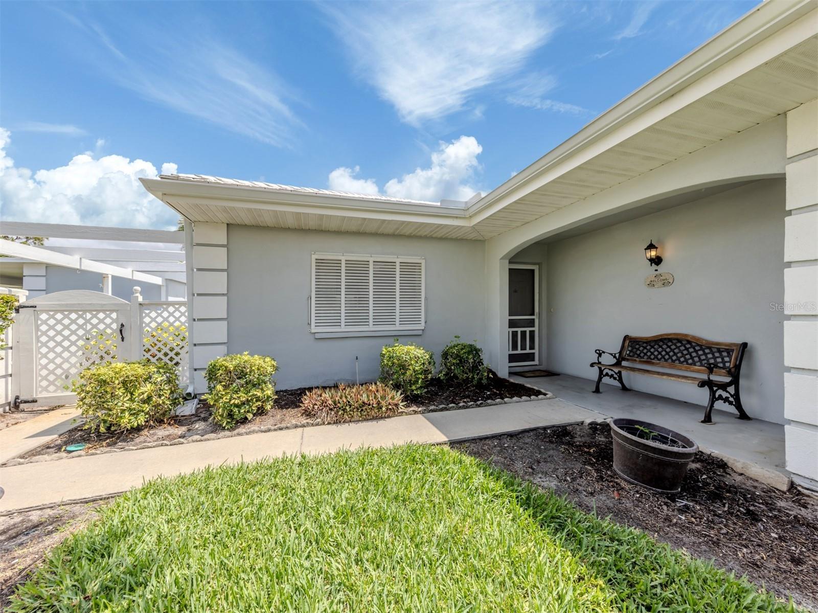 Image 4 of 85 For 232 Cerromar Way 38