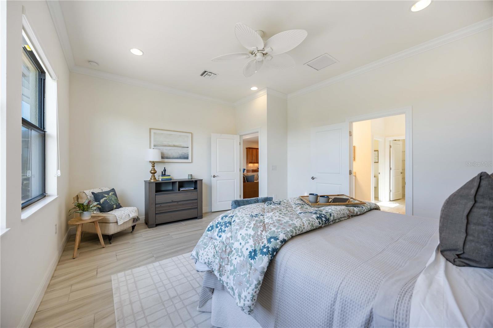 Image 21 of 77 For 23493 Copperleaf Drive