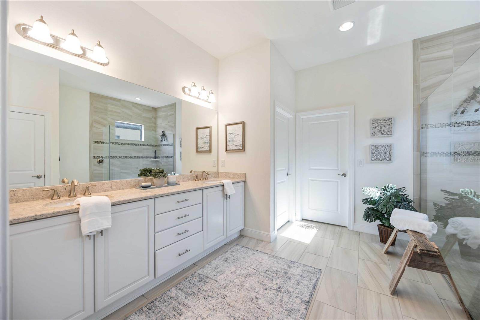 Image 24 of 77 For 23493 Copperleaf Drive