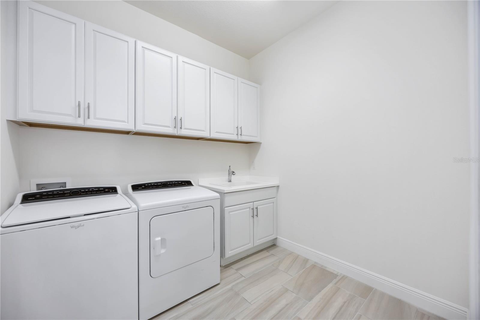 Image 39 of 77 For 23493 Copperleaf Drive