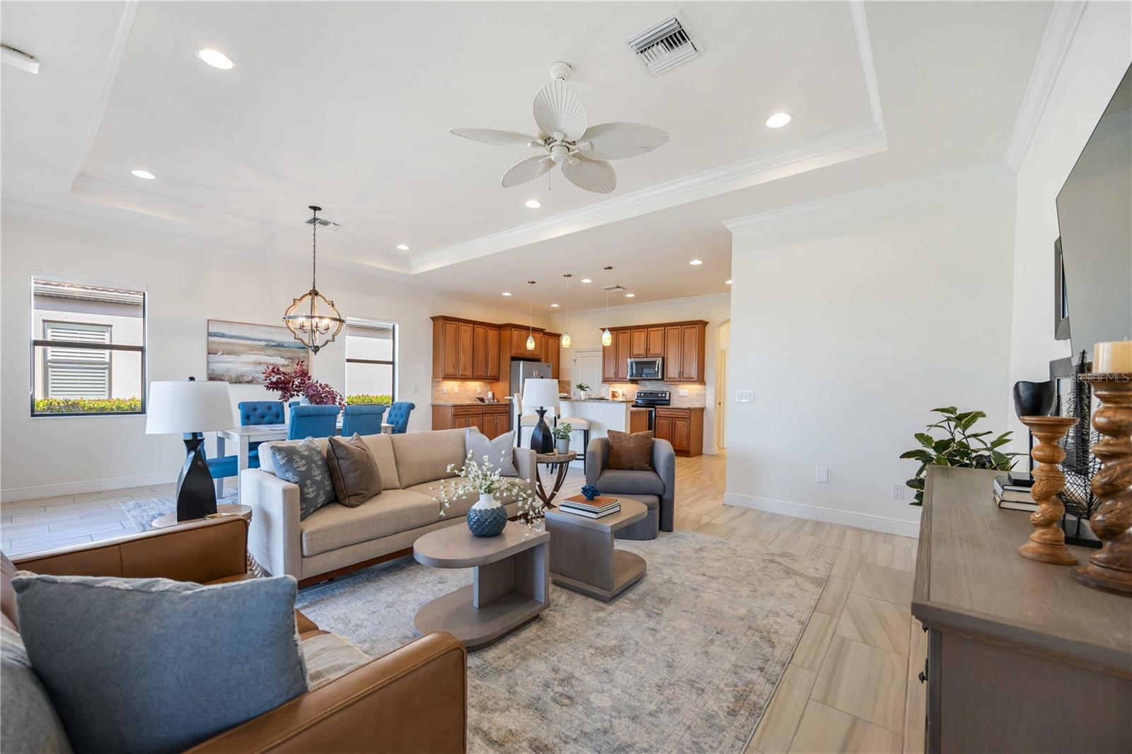 Image 9 of 77 For 23493 Copperleaf Drive