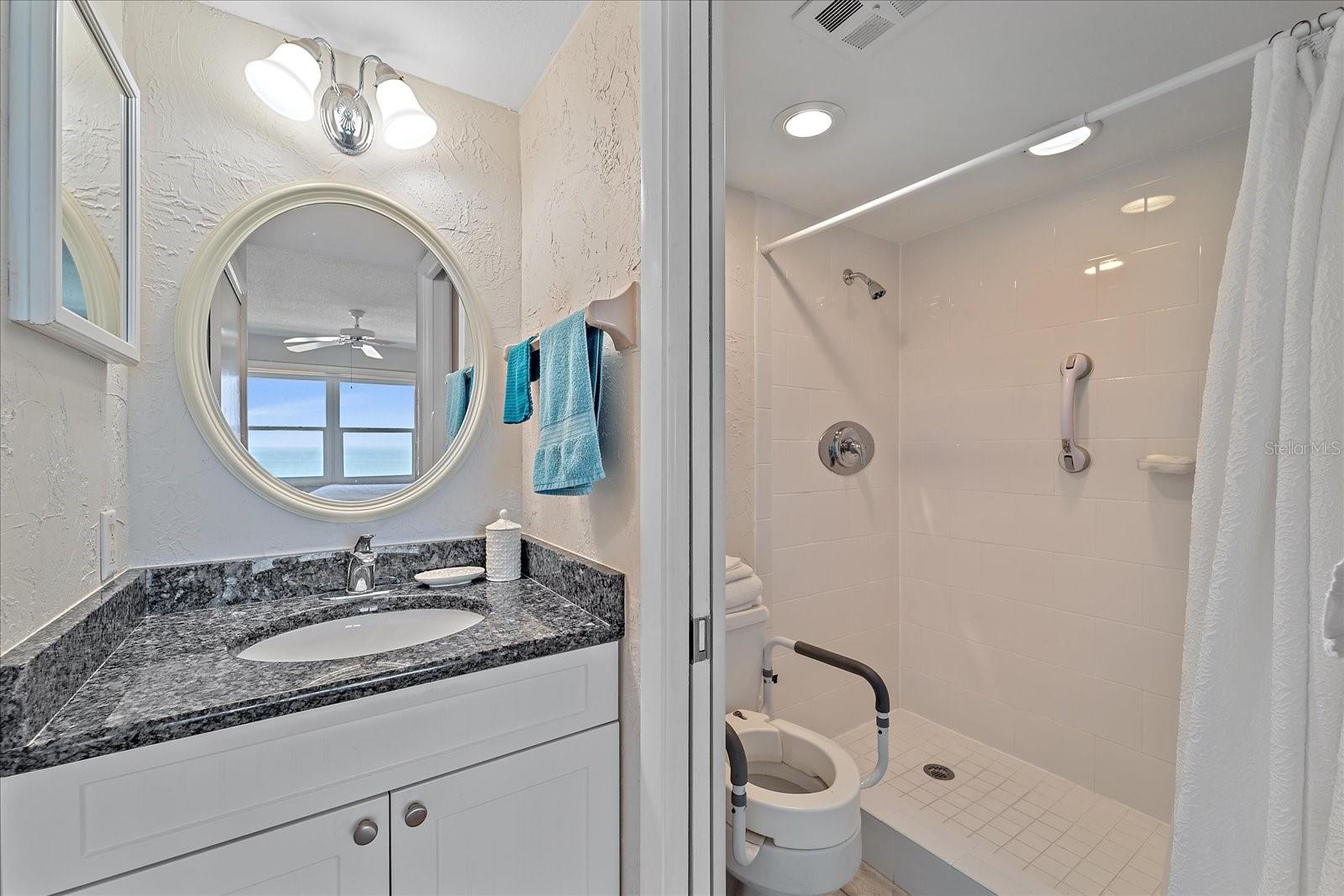 Image 17 of 25 For 950 Tarpon Center Drive 504