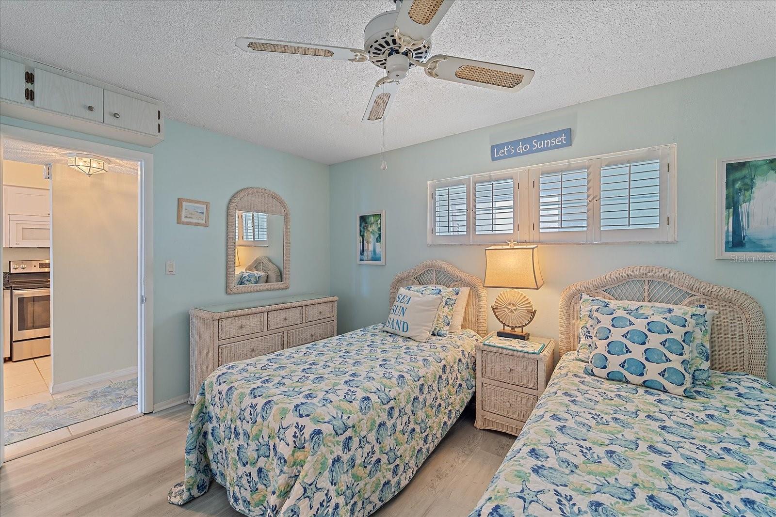 Image 18 of 25 For 950 Tarpon Center Drive 504