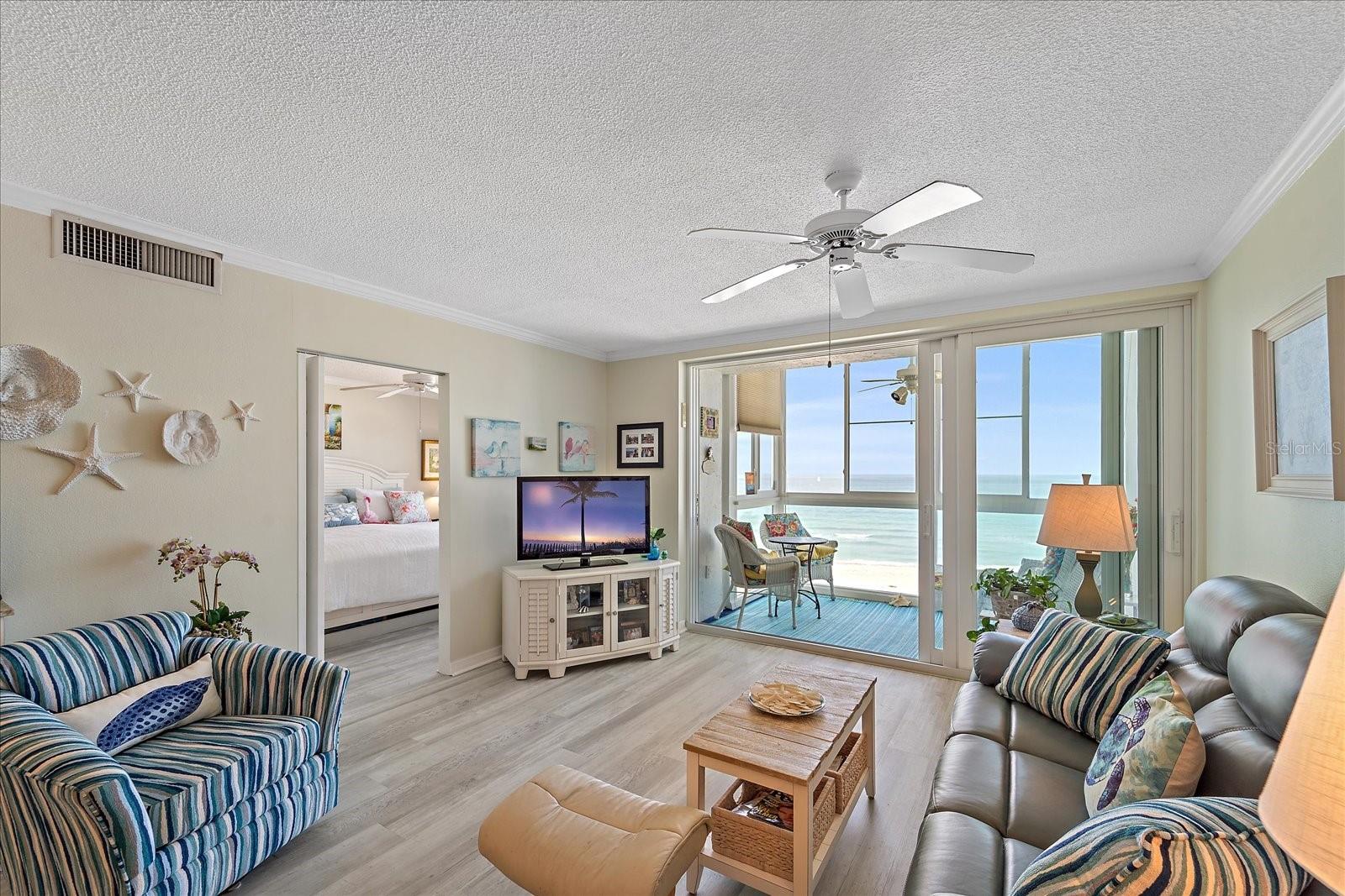 Image 3 of 25 For 950 Tarpon Center Drive 504