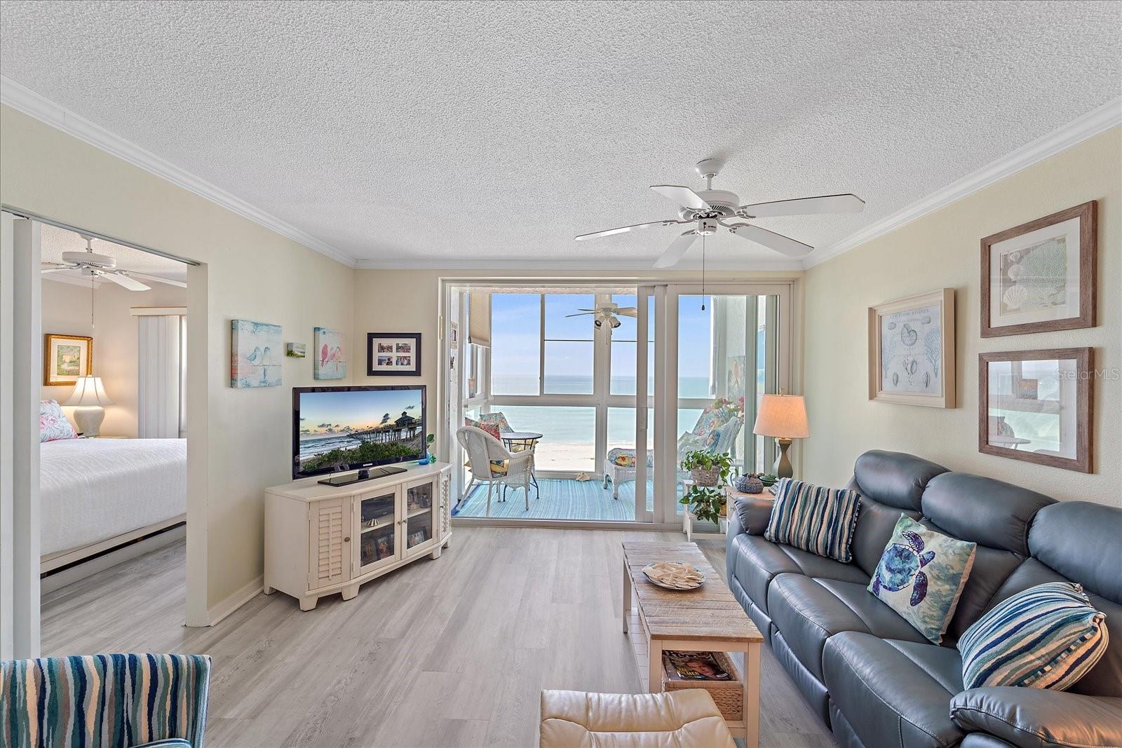 Image 4 of 25 For 950 Tarpon Center Drive 504