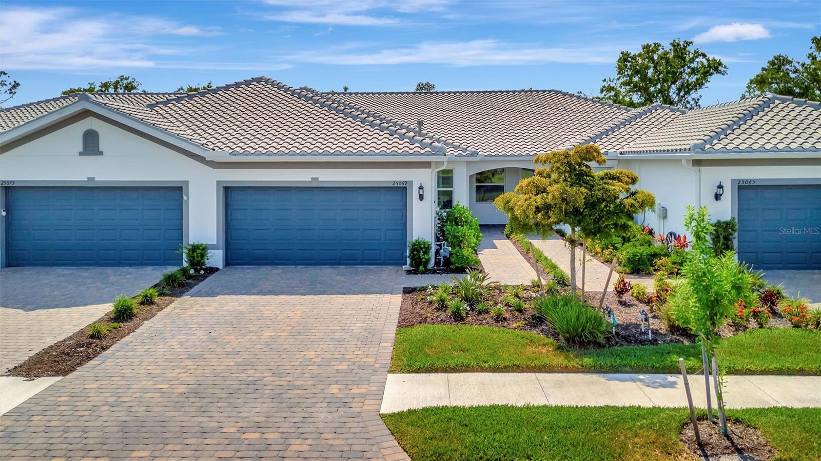 Details for 25069 Pearl Lake Circle, ENGLEWOOD, FL 34223
