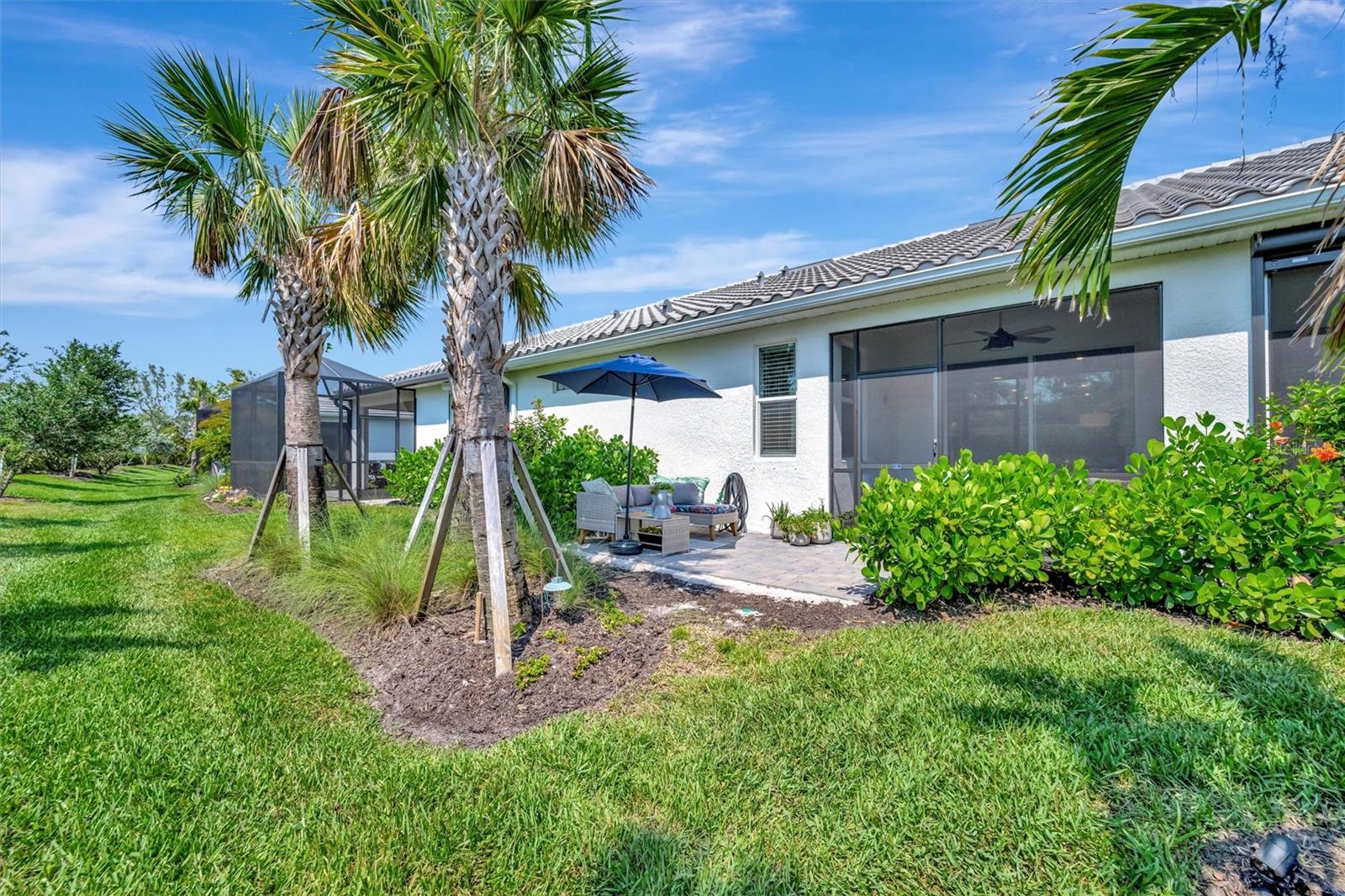 Image 31 of 59 For 25069 Pearl Lake Circle