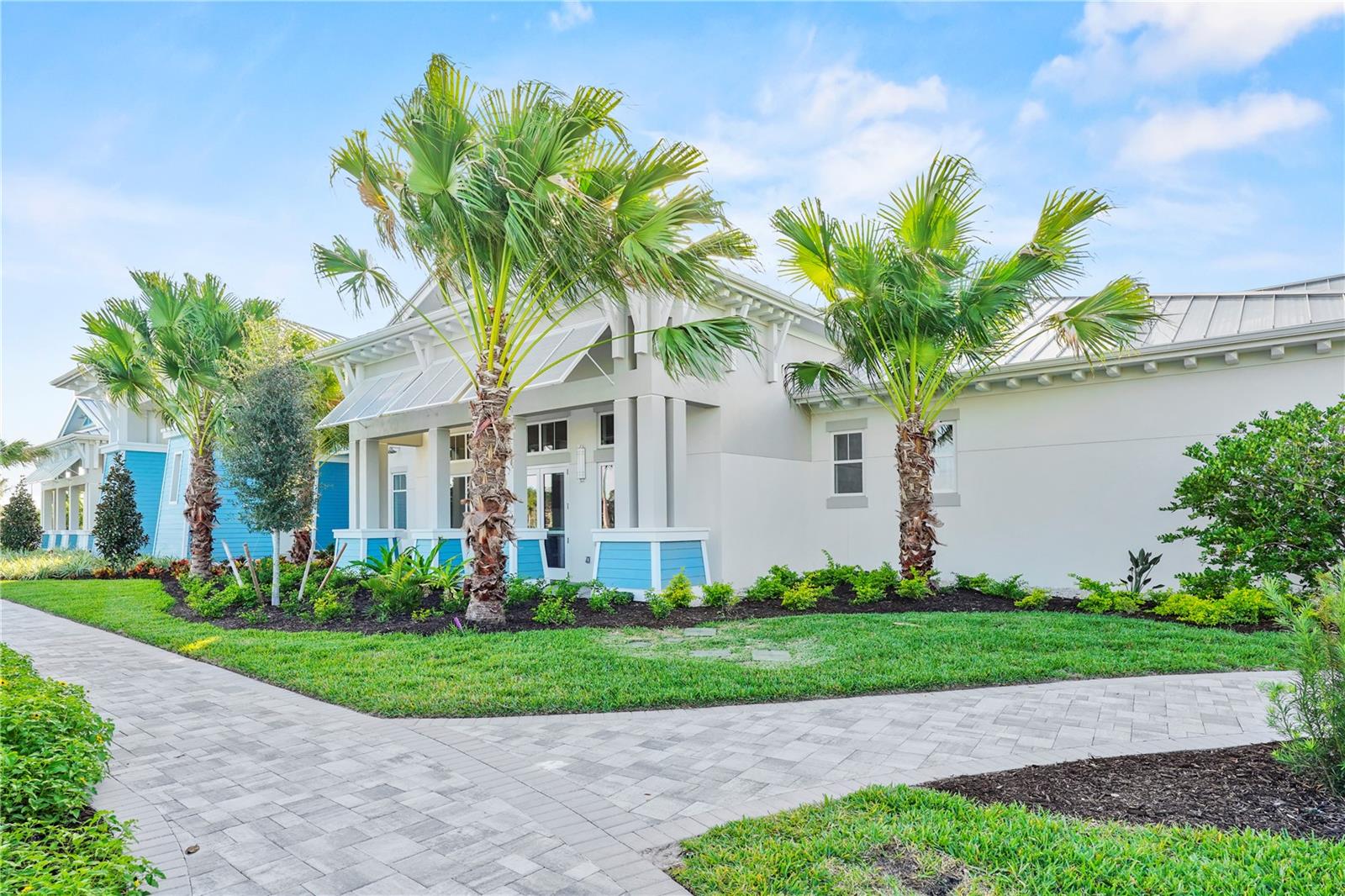 Image 45 of 59 For 25069 Pearl Lake Circle