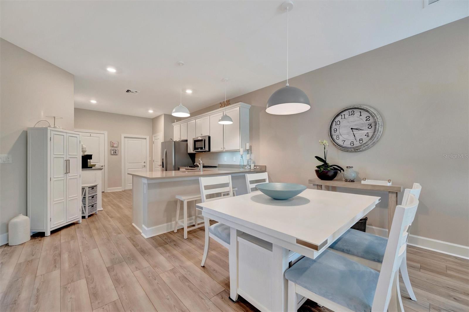 Image 9 of 59 For 25069 Pearl Lake Circle