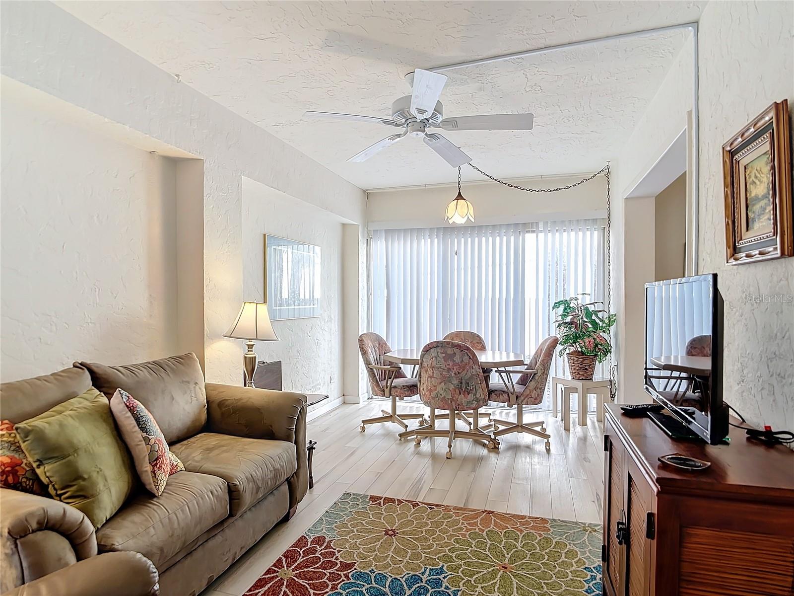 Image 4 of 14 For 200 Park Boulevard N 103