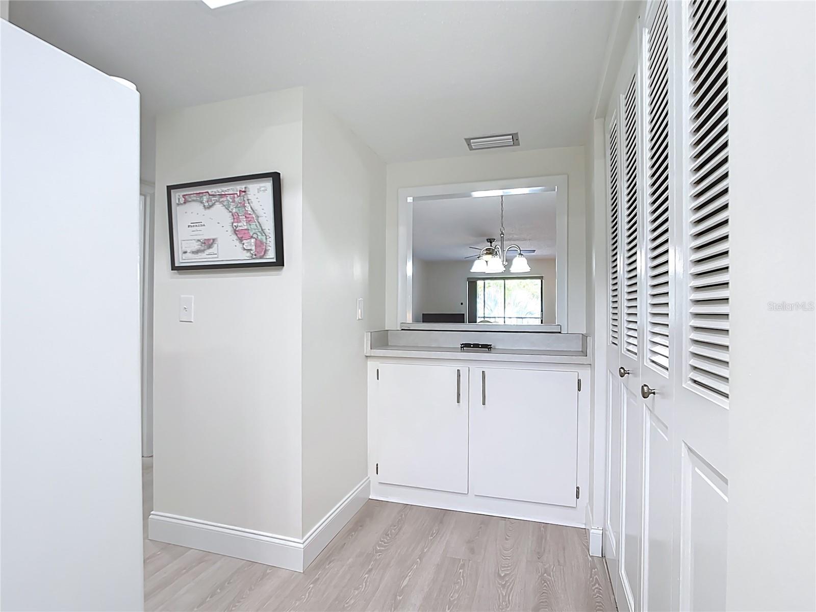 Image 7 of 23 For 1730 Manasota Beach Road 212