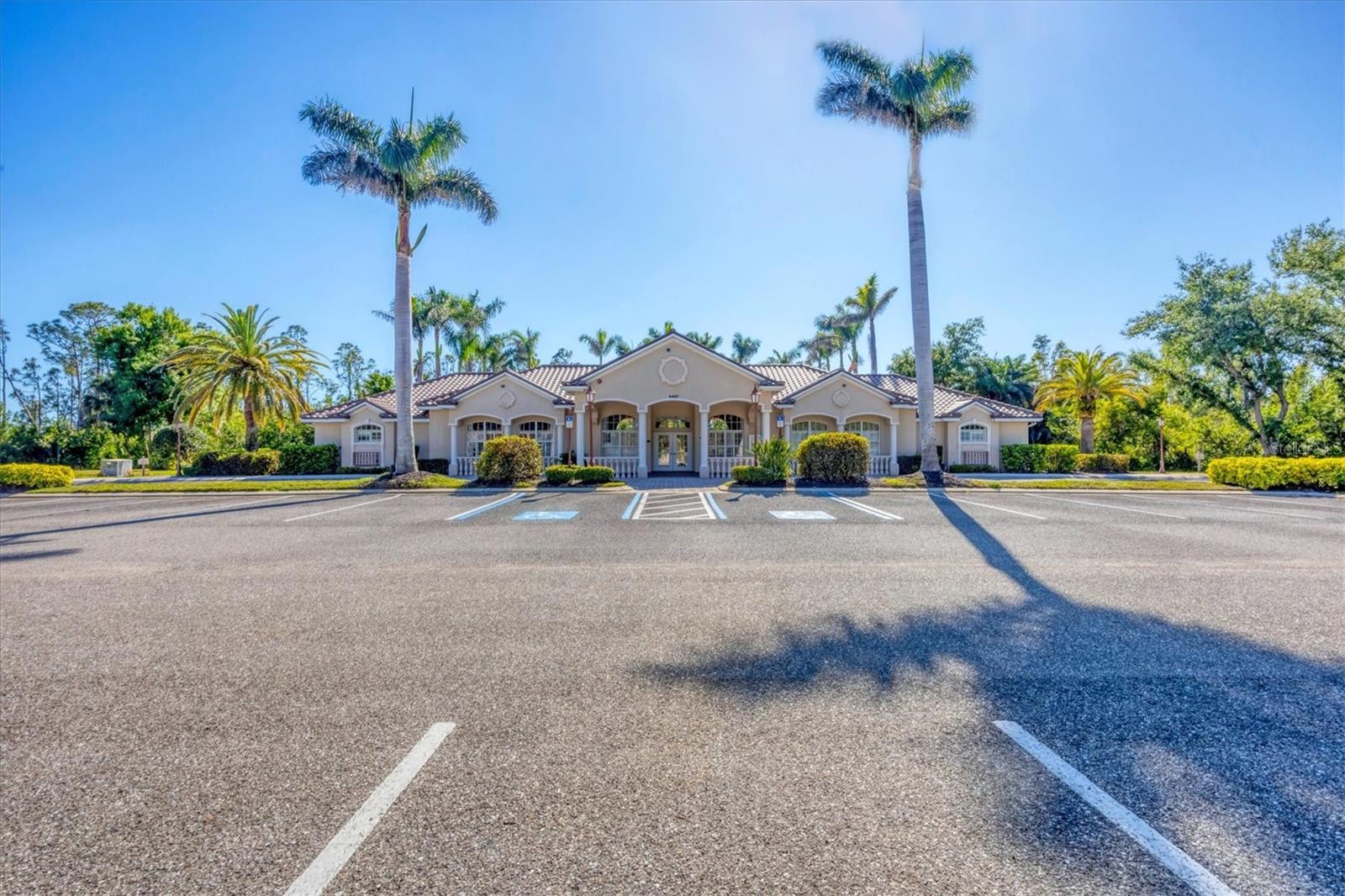 Image 35 of 42 For 4403 Via Del Villetti Drive