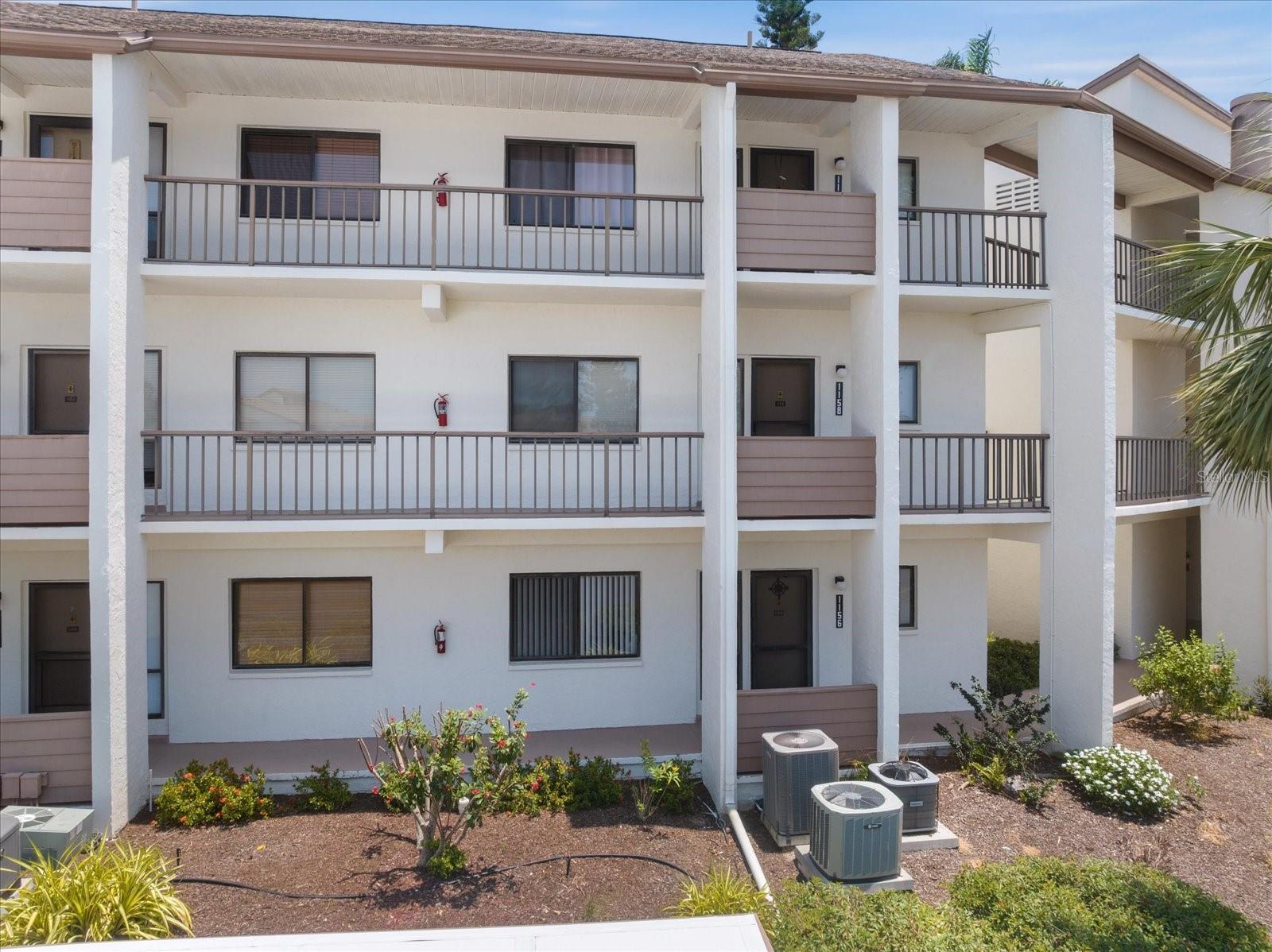Image 4 of 45 For 1156 Bird Bay Way 104