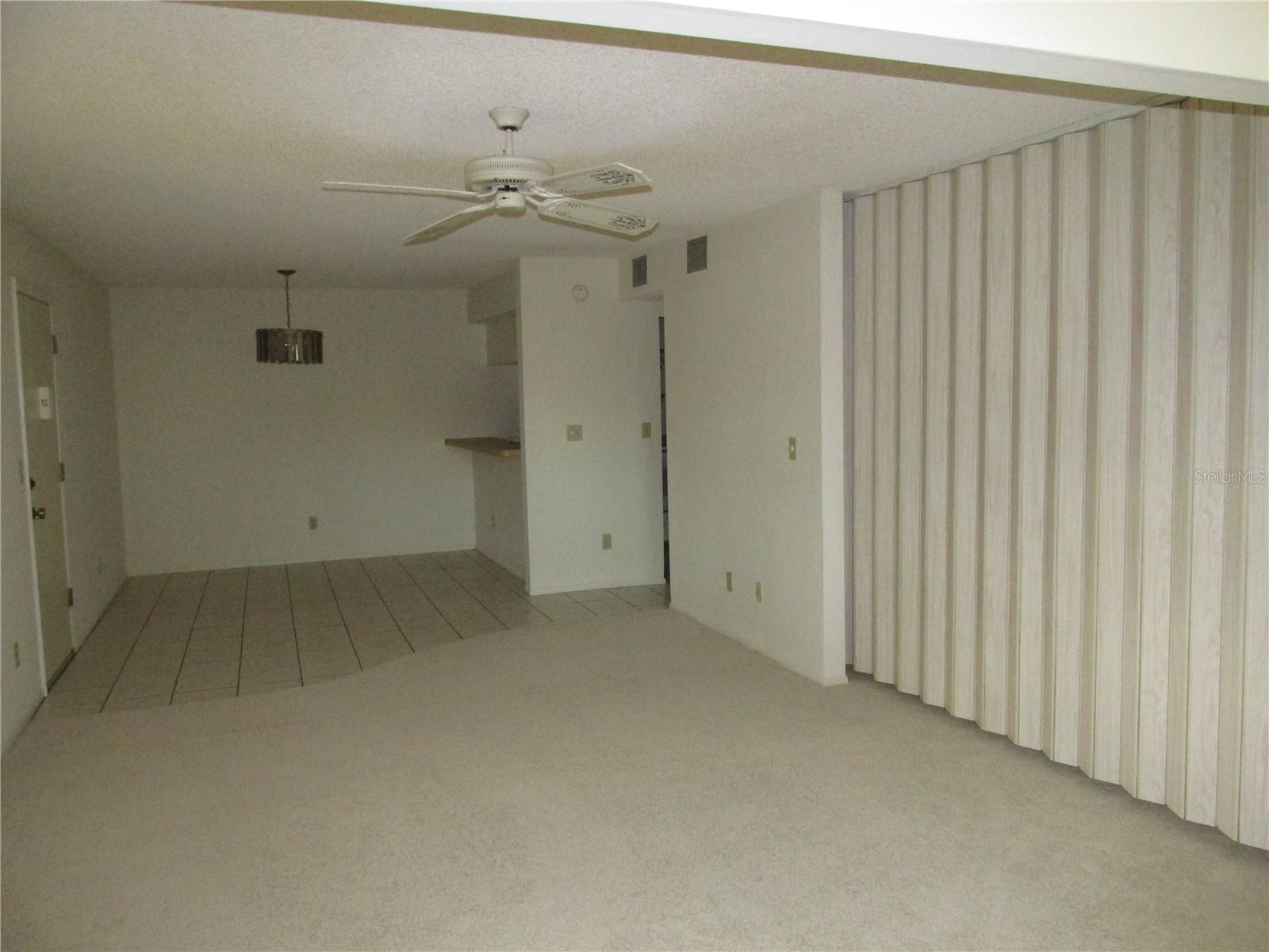 Image 4 of 24 For 740 White Pine Tree Road 101