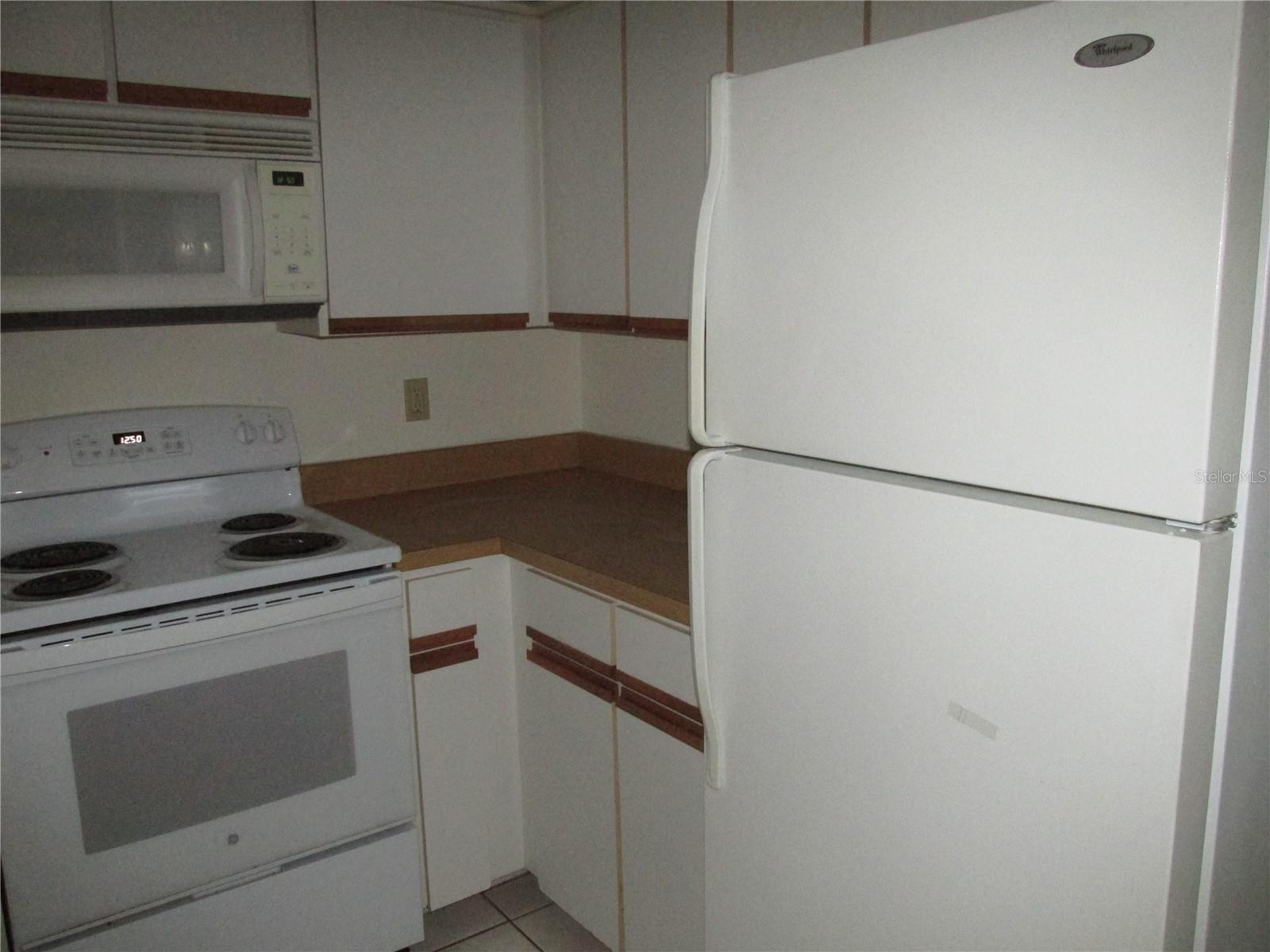 Image 8 of 24 For 740 White Pine Tree Road 101