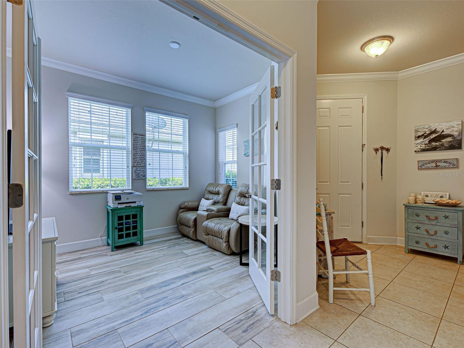 Image 17 of 42 For 25784 Grayton Avenue