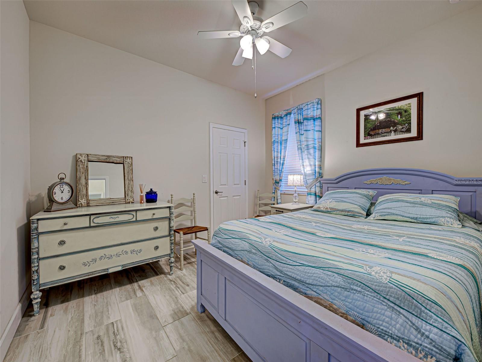 Image 20 of 42 For 25784 Grayton Avenue