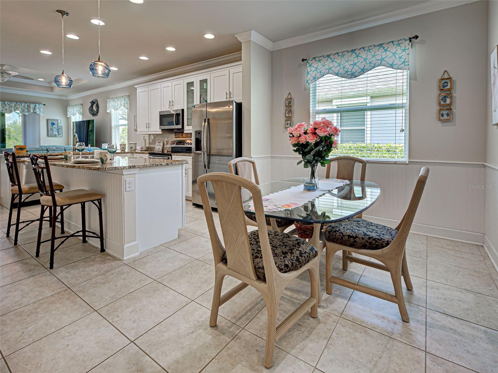 Image 31 of 42 For 25784 Grayton Avenue