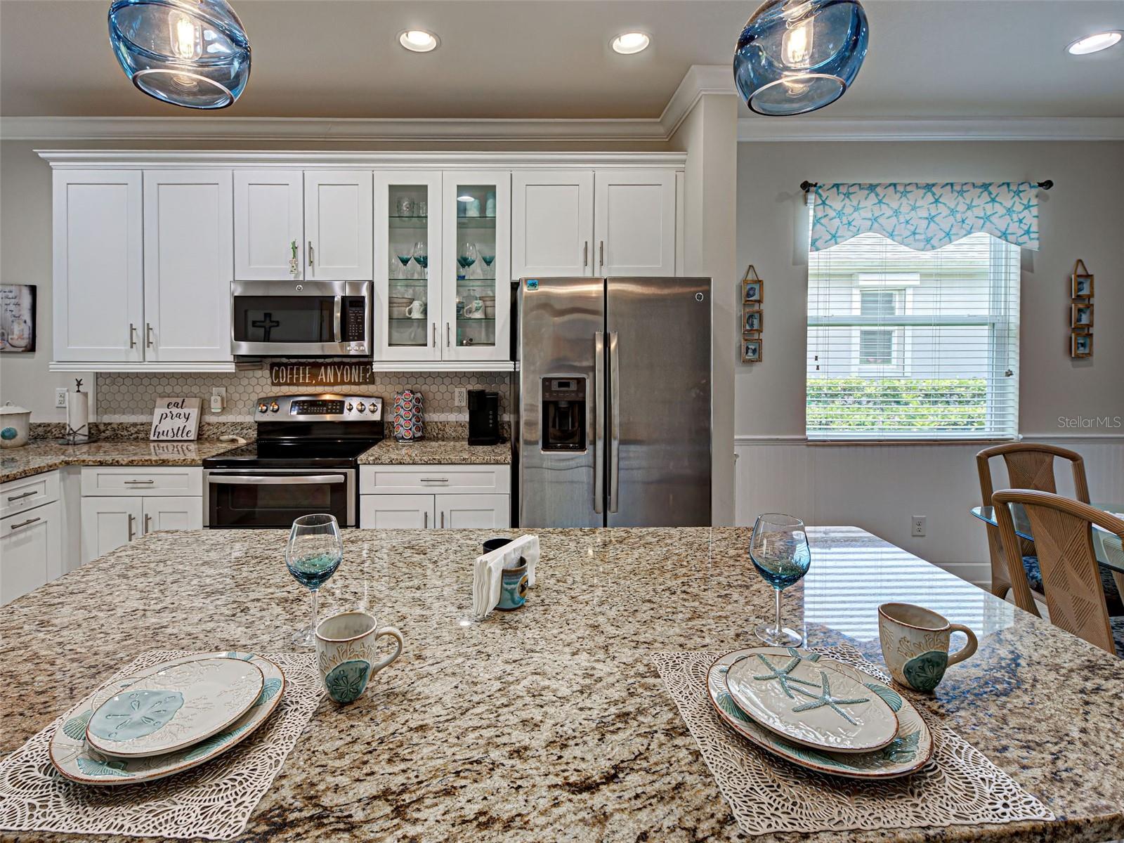 Image 35 of 42 For 25784 Grayton Avenue