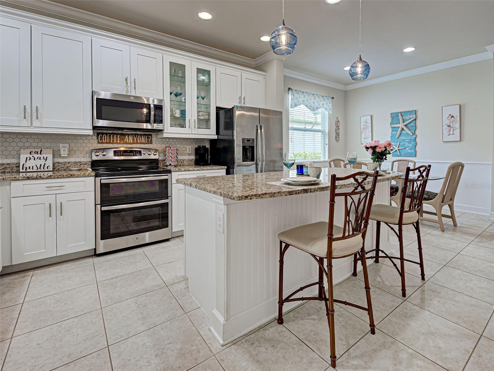 Image 36 of 42 For 25784 Grayton Avenue