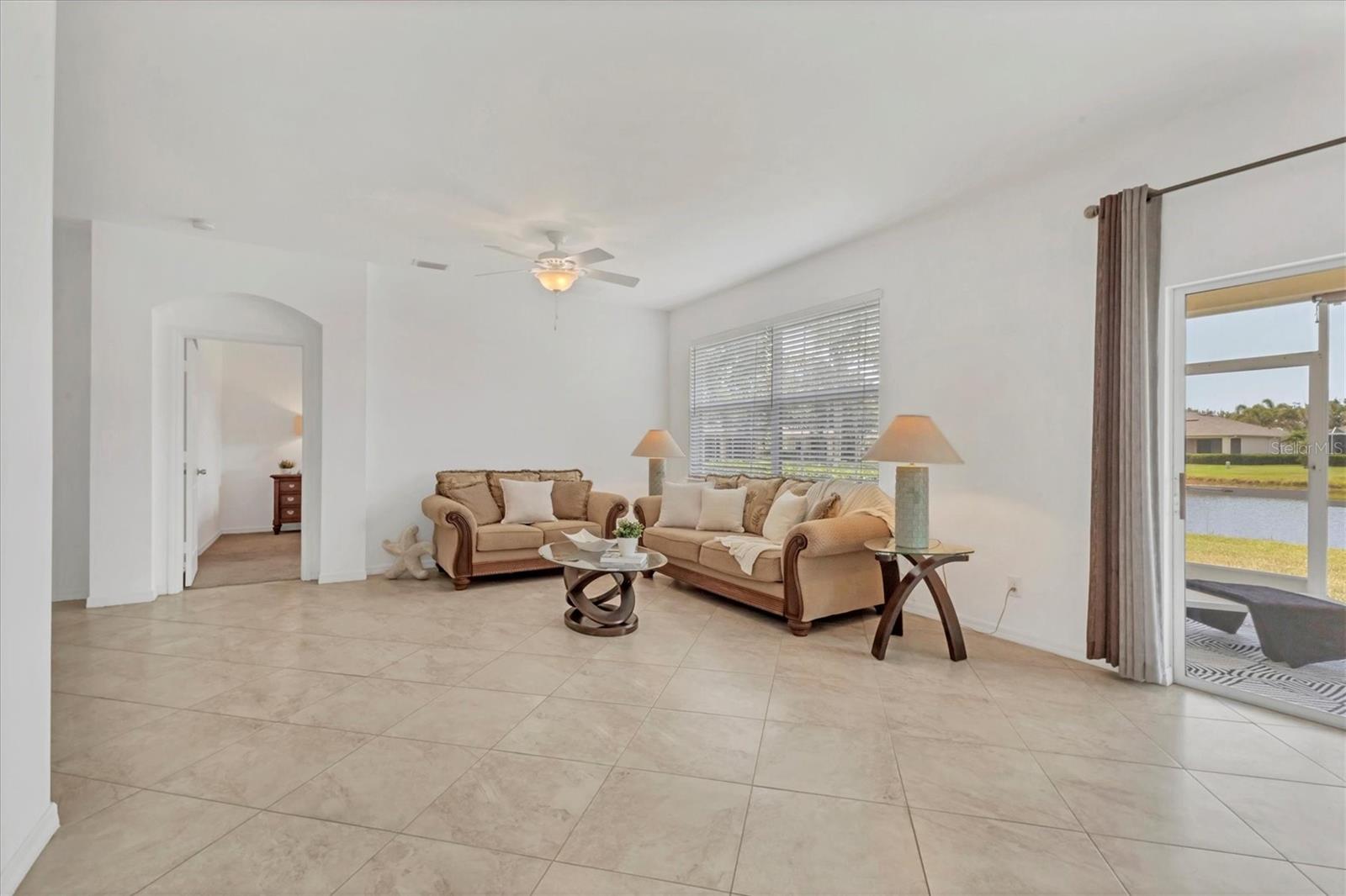Image 18 of 38 For 24849 Pennington Terrace